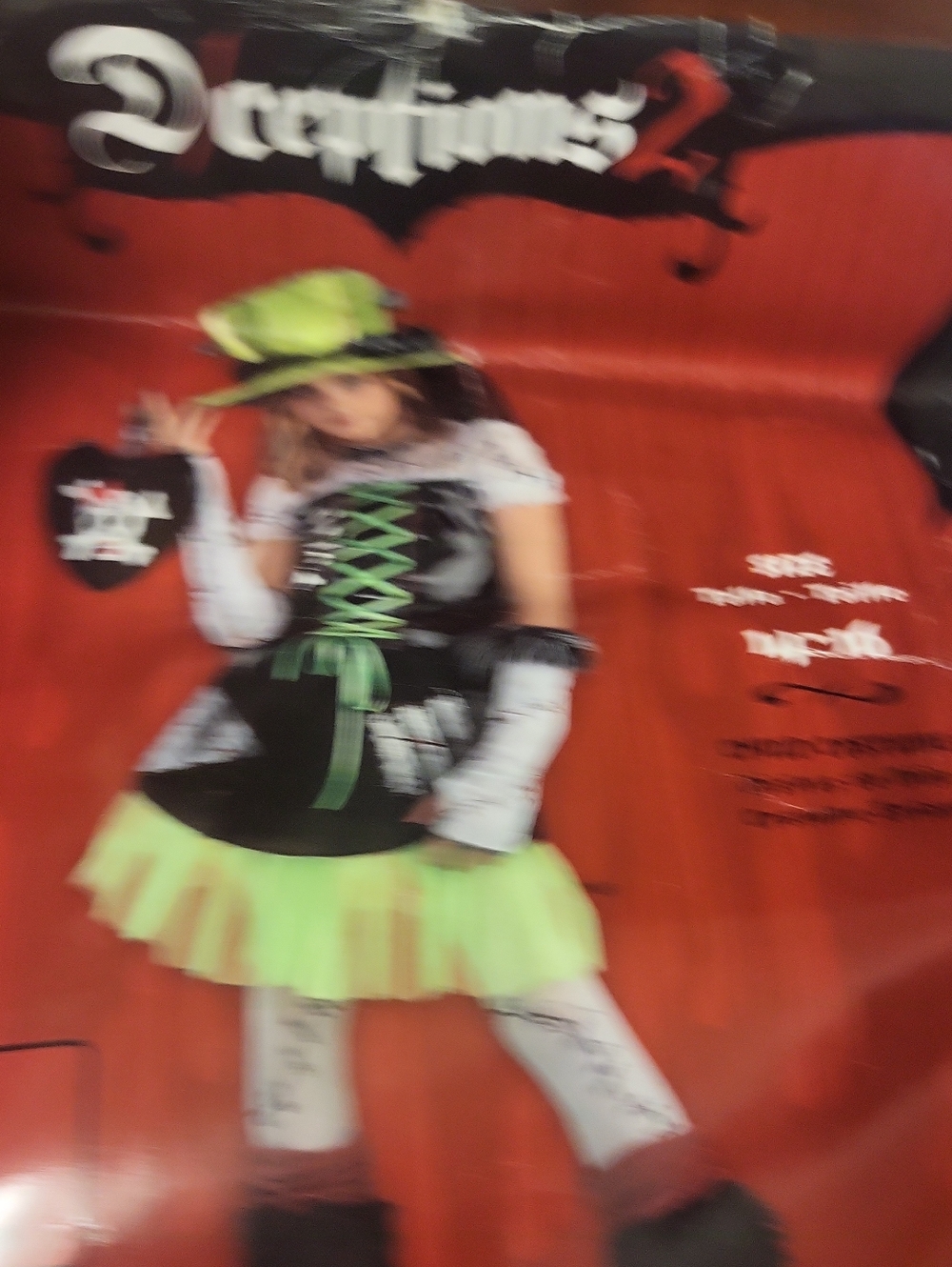 Kids Green and Black Witch Costume – Brand Not Visible